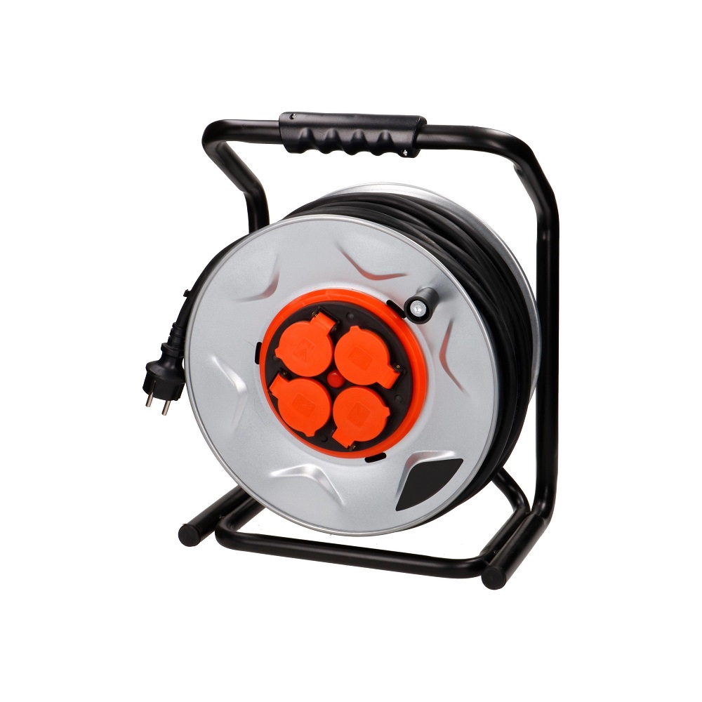 Pikendusjuhe rullis 40m